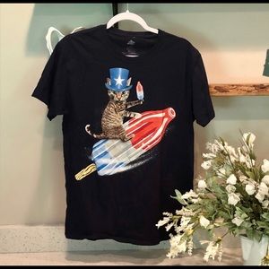 Bomb pop kitty patriotic graphic t-shirt
